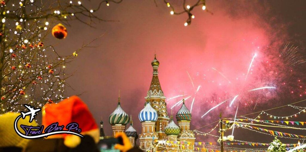 Russia New Years Traditions – 12 Seconds of Silence Before Midnight Strikes 