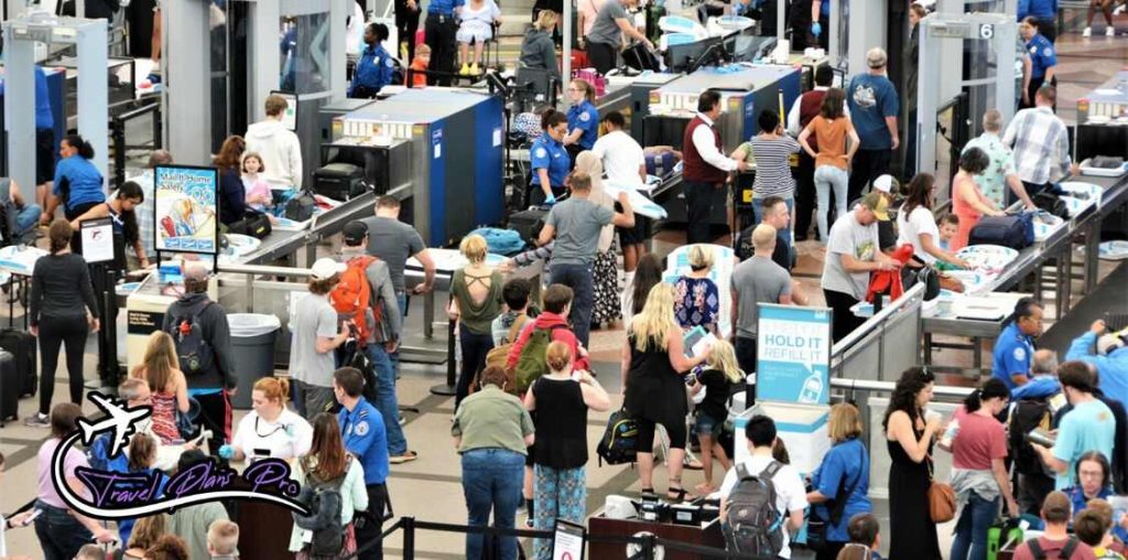 TSA forecasts busiest days to travel on Christmas and New Years-2